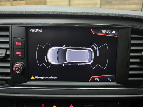 SEAT Leon ST 1.0 EcoTSI Style Business Intense Navi FullLed Keyless Trekhaak LM