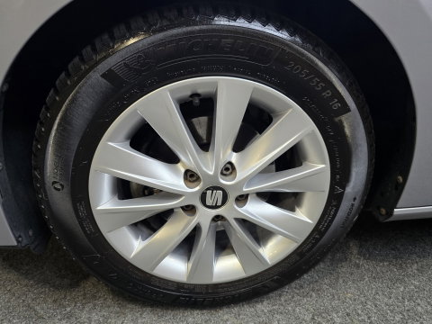 SEAT Leon ST 1.0 EcoTSI Style Business Intense Navi FullLed Keyless Trekhaak LM