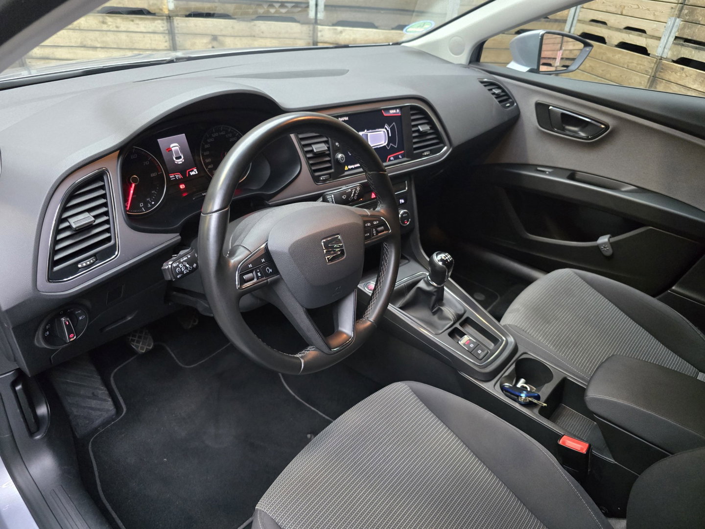 SEAT Leon ST 1.0 EcoTSI Style Business Intense Navi FullLed Keyless Trekhaak LM