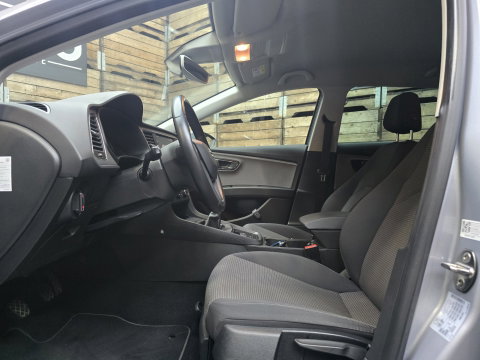 SEAT Leon ST 1.0 EcoTSI Style Business Intense Navi FullLed Keyless Trekhaak LM