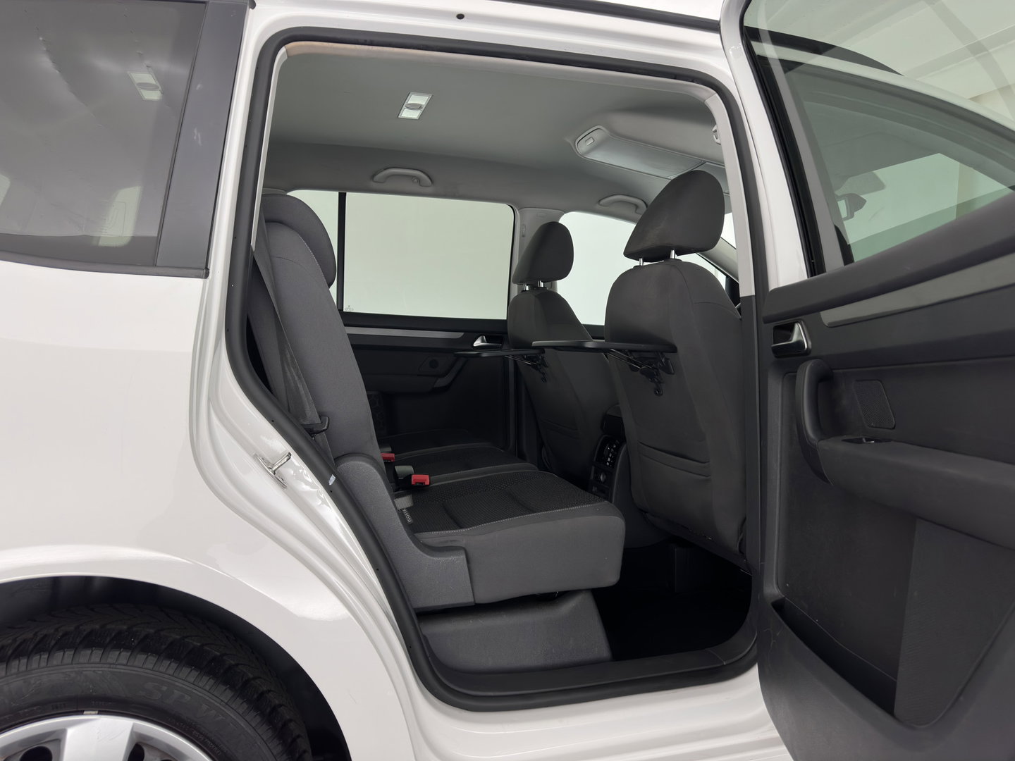 Volkswagen Touran 1.4 TSI Comfortline EcoFuel *XENON | NAVI-FULLMAP | COMFORT-SEATS | AIRCO | CRUISE | PRIVACY-GLASS | TOWBAR*