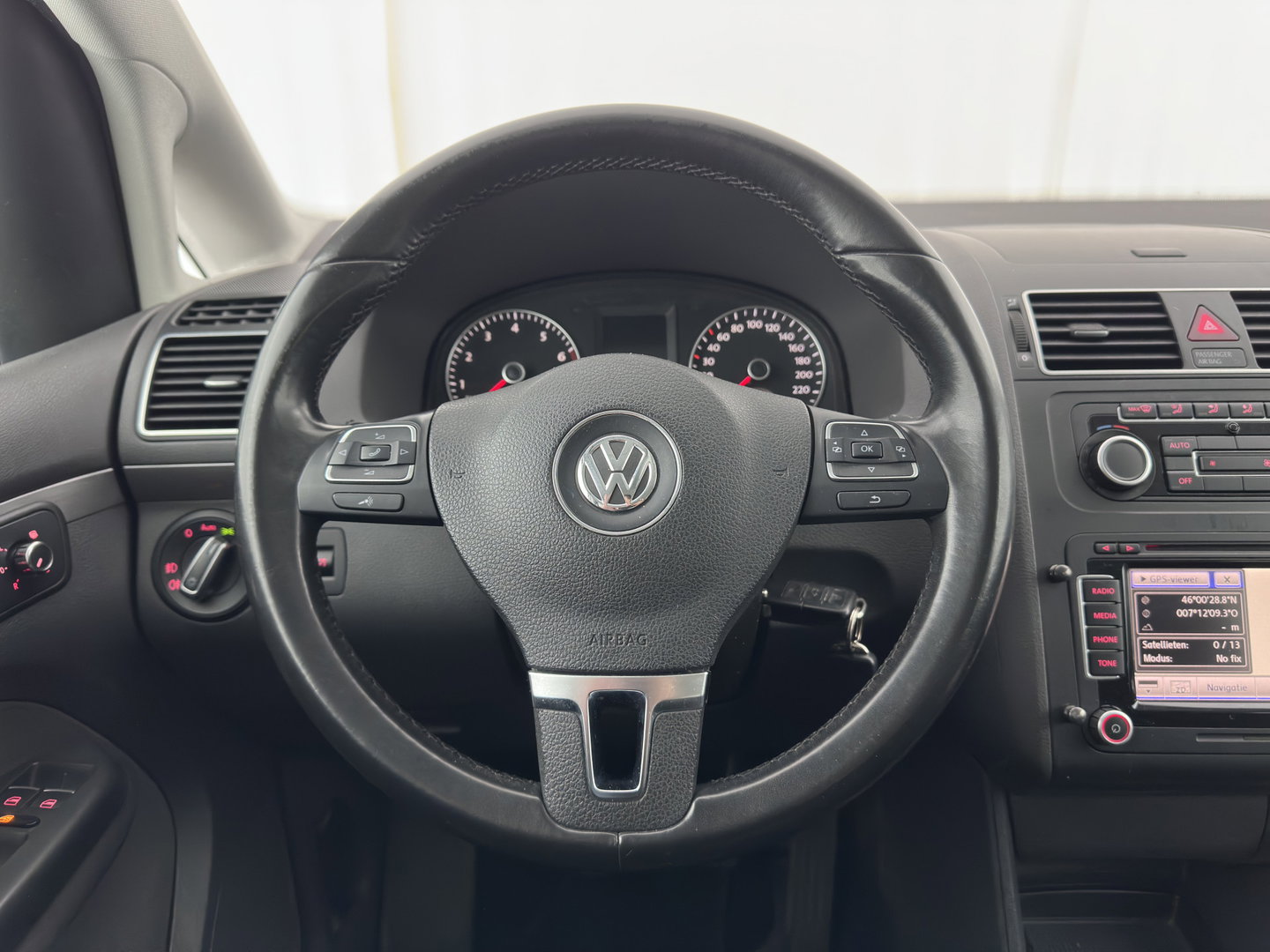Volkswagen Touran 1.4 TSI Comfortline EcoFuel *XENON | NAVI-FULLMAP | COMFORT-SEATS | AIRCO | CRUISE | PRIVACY-GLASS | TOWBAR*