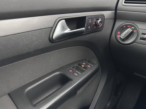 Volkswagen Touran 1.4 TSI Comfortline EcoFuel *XENON | NAVI-FULLMAP | COMFORT-SEATS | AIRCO | CRUISE | PRIVACY-GLASS | TOWBAR*