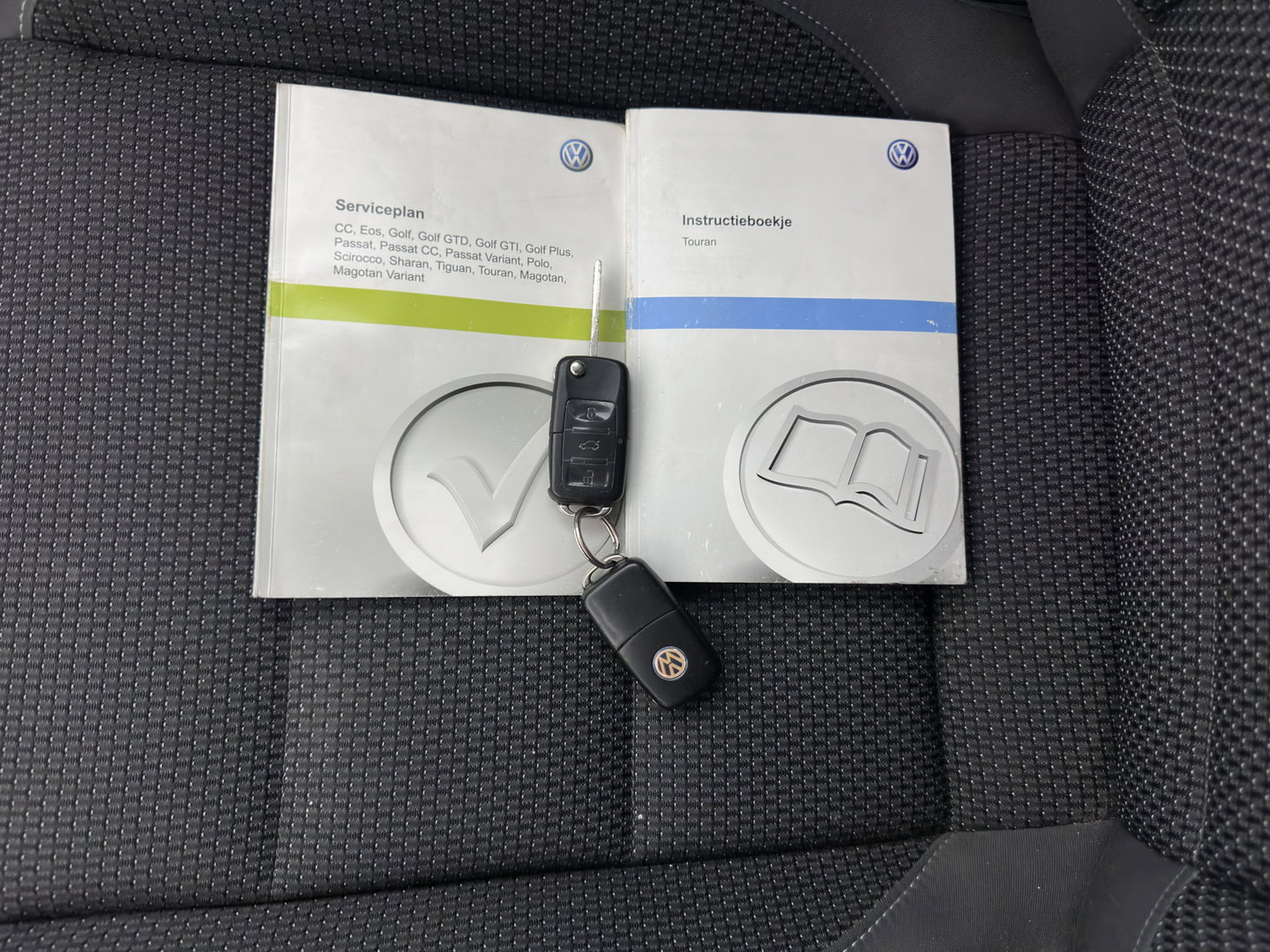 Volkswagen Touran 1.4 TSI Comfortline EcoFuel *XENON | NAVI-FULLMAP | COMFORT-SEATS | AIRCO | CRUISE | PRIVACY-GLASS | TOWBAR*