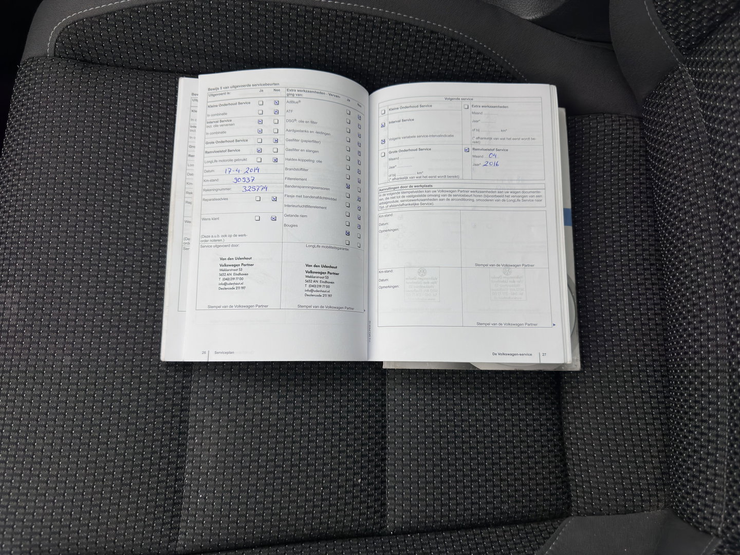 Volkswagen Touran 1.4 TSI Comfortline EcoFuel *XENON | NAVI-FULLMAP | COMFORT-SEATS | AIRCO | CRUISE | PRIVACY-GLASS | TOWBAR*