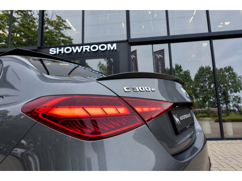 Mercedes-Benz C-Klasse 300 e AMG MEMORY HUD PANO VOL'