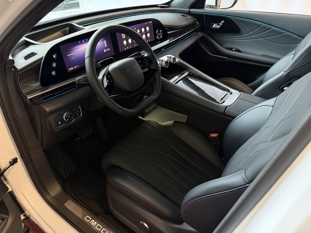 Omoda 9
