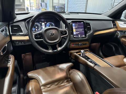 Volvo XC90 T8 Twin Engine Inscription | Bowers&Wilkins | Luchtvering | Panoramadak | Massage+Ventilatie | Head-Up | Trekhaak | 21 Inch