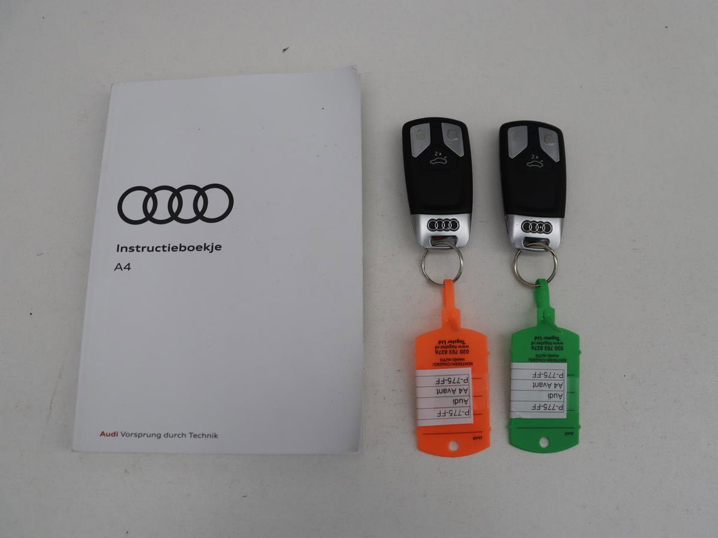 Audi A4 Avant 35 TFSI S edition Competition | S-Line | Stoelverwarming | LED | Camera | Navigatie |