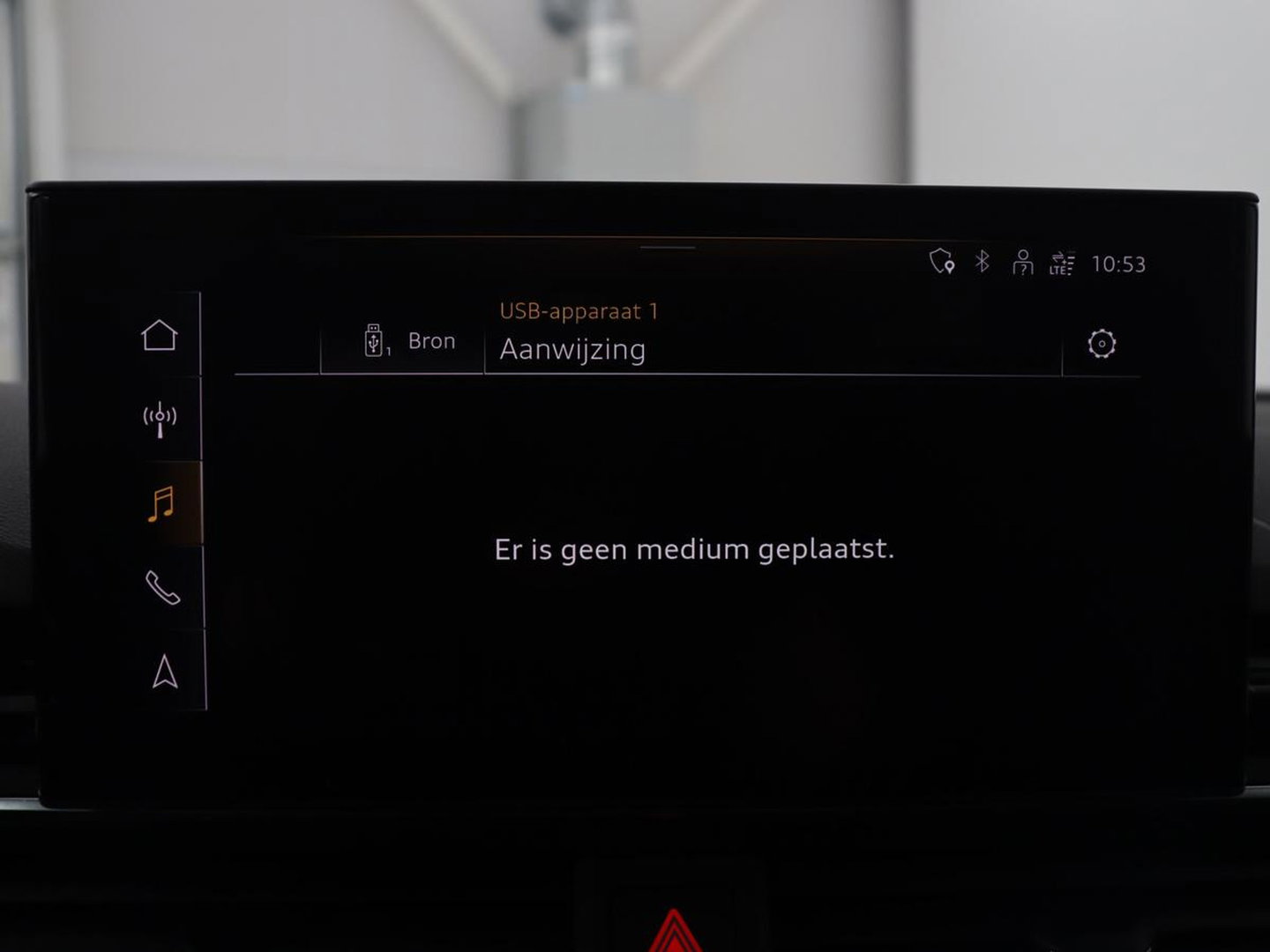 Audi A4 Avant 35 TFSI S edition Competition | S-Line | Stoelverwarming | LED | Camera | Navigatie |