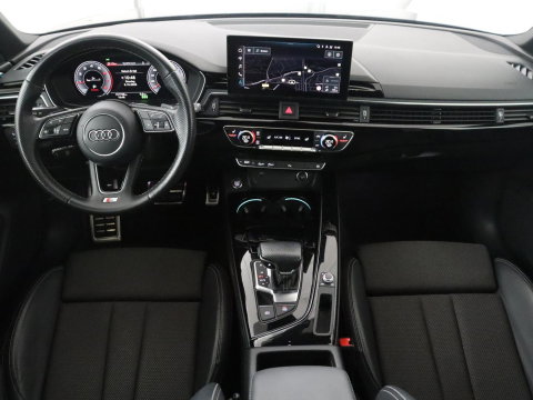 Audi A4 Avant 35 TFSI S edition Competition | S-Line | Stoelverwarming | LED | Camera | Navigatie |