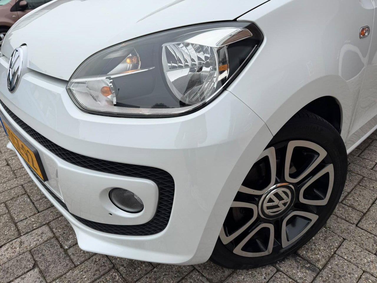 Volkswagen up!