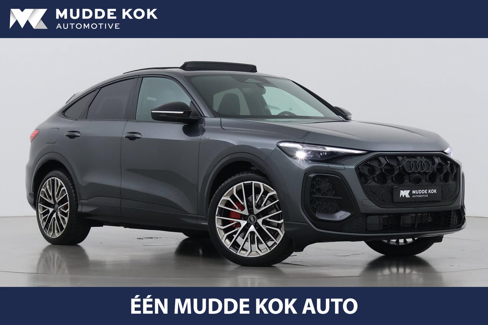Audi Q5 Sportback S edition Competition Quattro | Passenger Display | B&O | Luchtvering | Panoramadak | Trekhaak | 360° Camera | 21 Inch | ACC