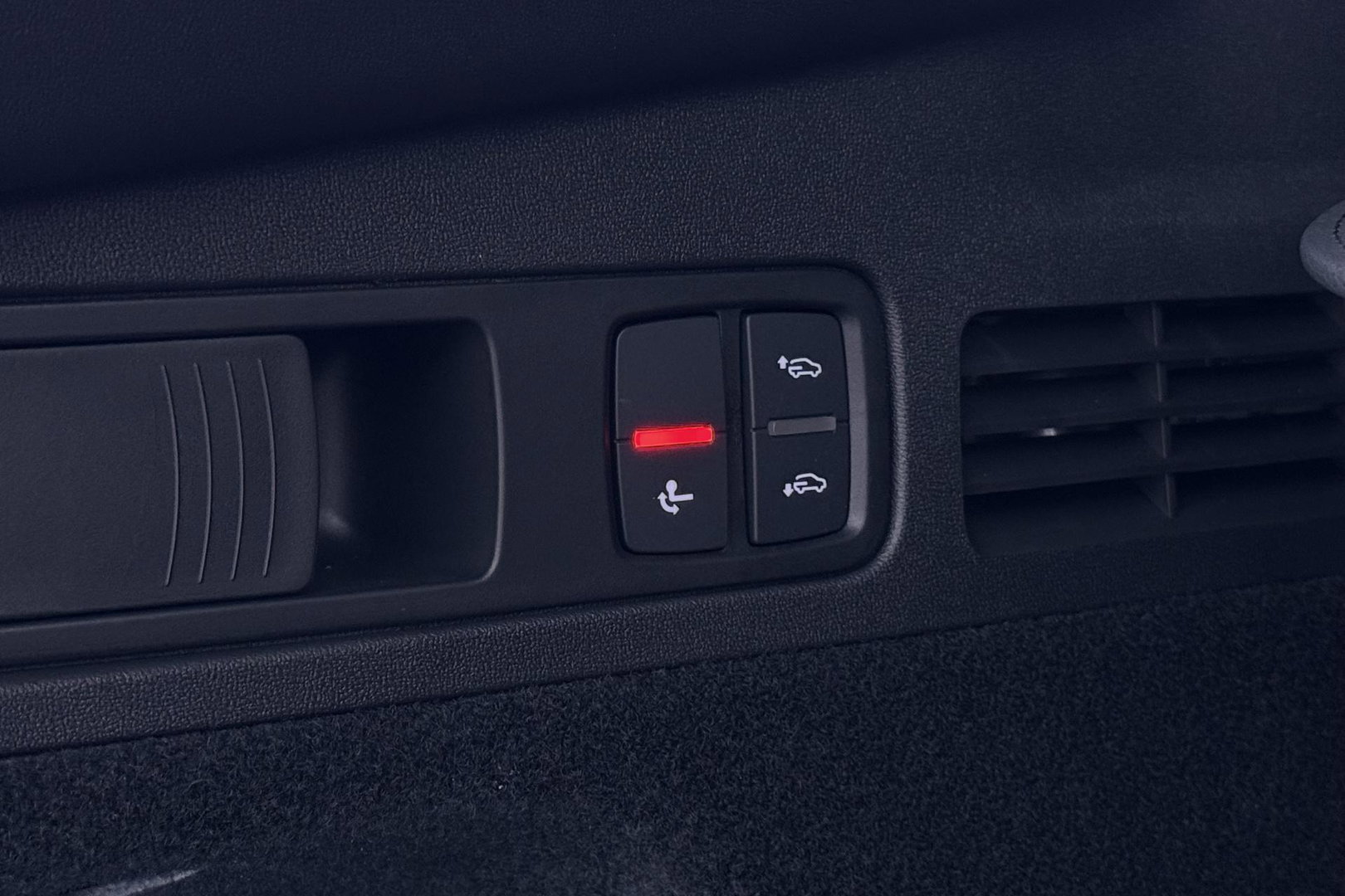 Audi Q5 Sportback S edition Competition Quattro | Passenger Display | B&O | Luchtvering | Panoramadak | Trekhaak | 360° Camera | 21 Inch | ACC