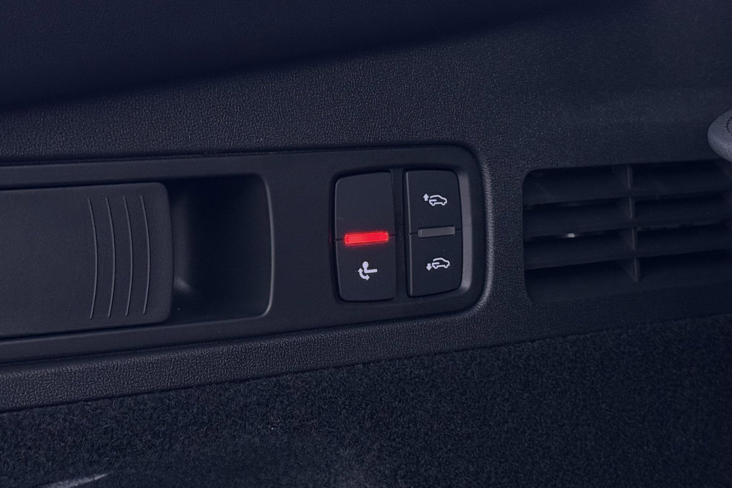 Audi Q5 Sportback S edition Competition Quattro | Passenger Display | B&O | Luchtvering | Panoramadak | Trekhaak | 360° Camera | 21 Inch | ACC