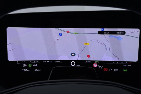 Audi Q5 Sportback S edition Competition Quattro | Passenger Display | B&O | Luchtvering | Panoramadak | Trekhaak | 360° Camera | 21 Inch | ACC