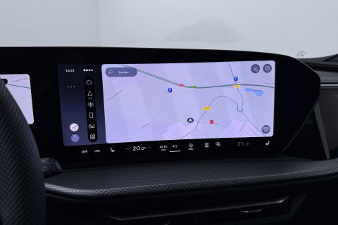 Audi Q5 Sportback S edition Competition Quattro | Passenger Display | B&O | Luchtvering | Panoramadak | Trekhaak | 360° Camera | 21 Inch | ACC