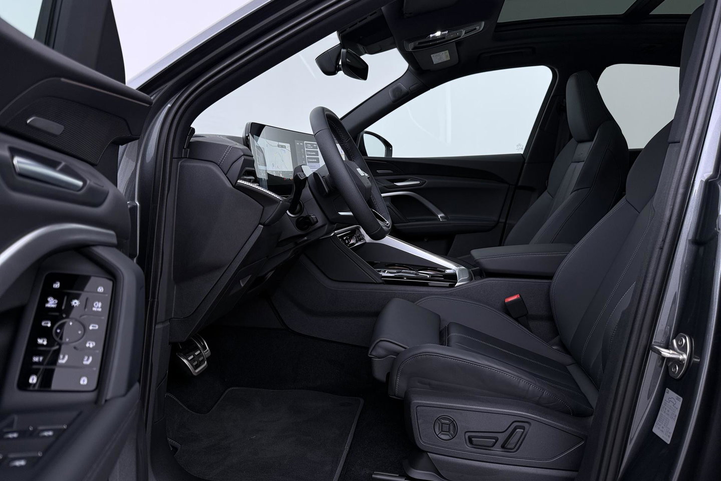 Audi Q5 Sportback S edition Competition Quattro | Passenger Display | B&O | Luchtvering | Panoramadak | Trekhaak | 360° Camera | 21 Inch | ACC
