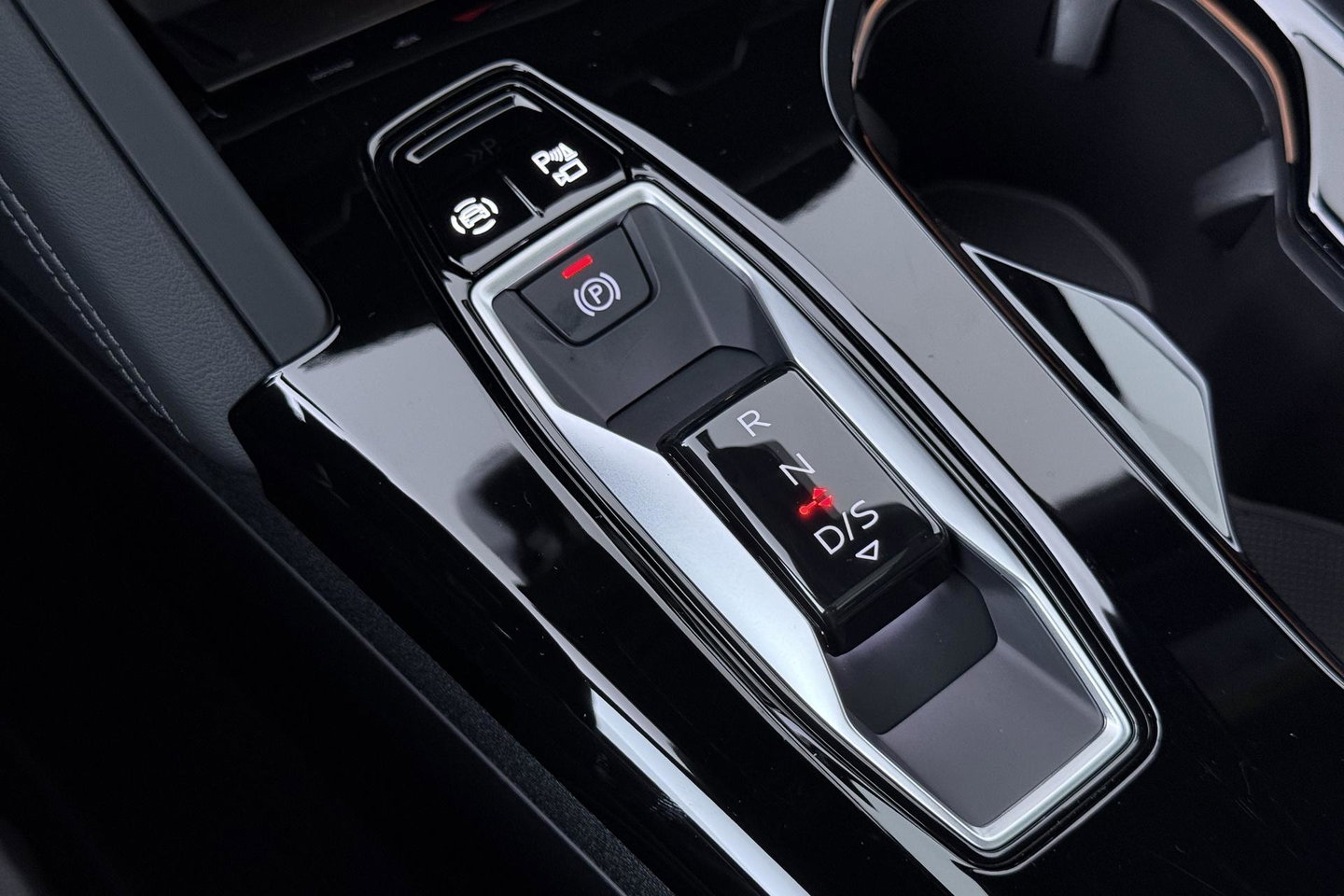 Audi Q5 Sportback S edition Competition Quattro | Passenger Display | B&O | Luchtvering | Panoramadak | Trekhaak | 360° Camera | 21 Inch | ACC