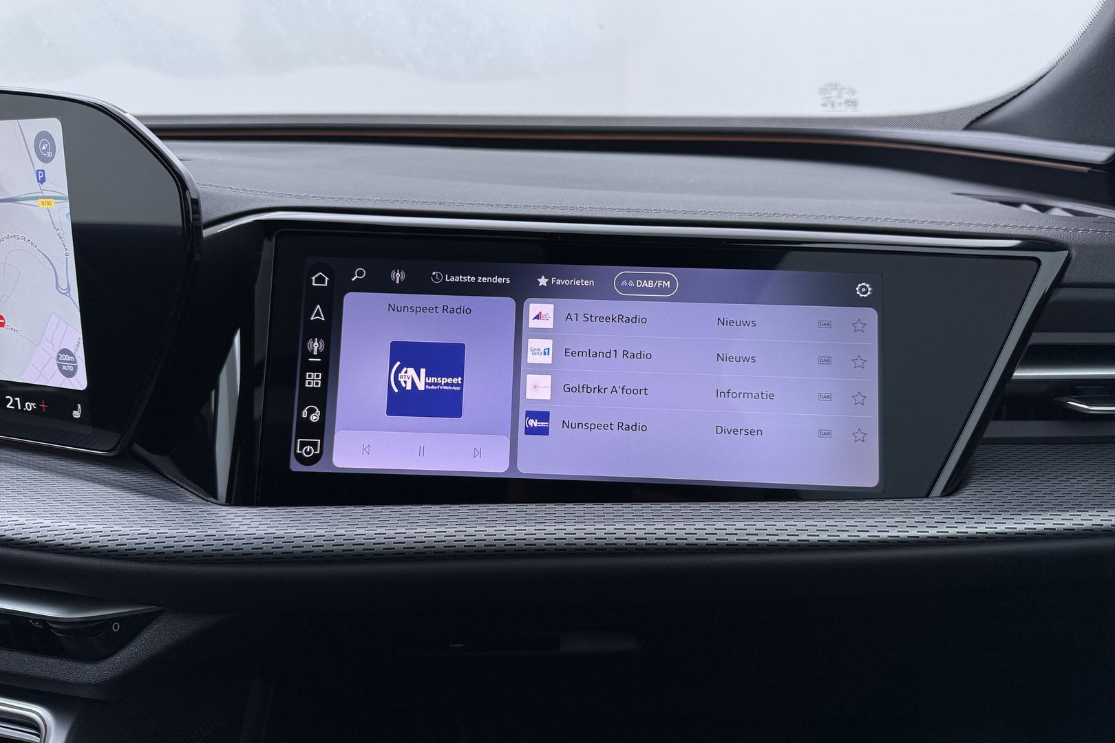 Audi Q5 Sportback S edition Competition Quattro | Passenger Display | B&O | Luchtvering | Panoramadak | Trekhaak | 360° Camera | 21 Inch | ACC