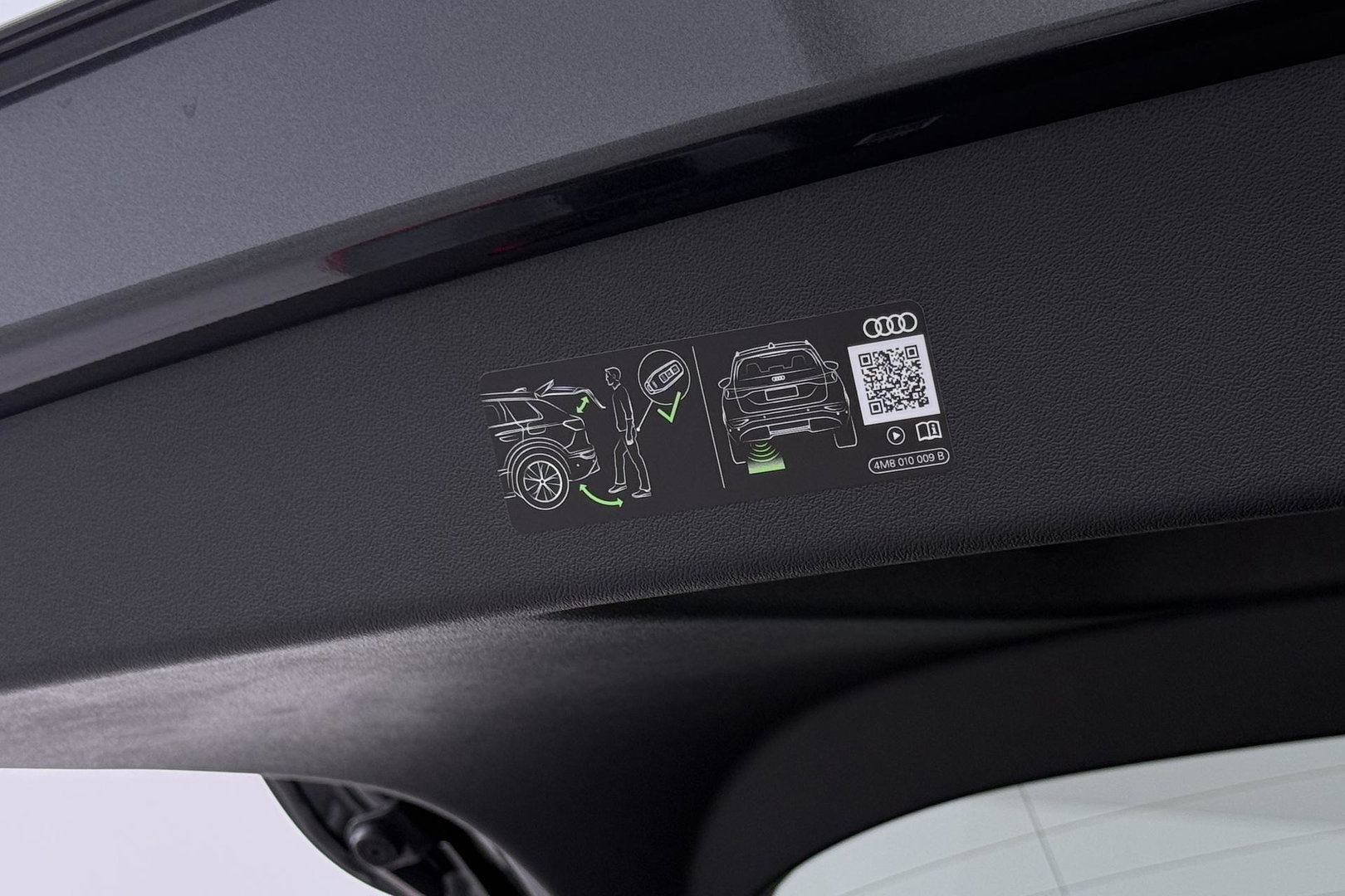 Audi Q5 Sportback S edition Competition Quattro | Passenger Display | B&O | Luchtvering | Panoramadak | Trekhaak | 360° Camera | 21 Inch | ACC