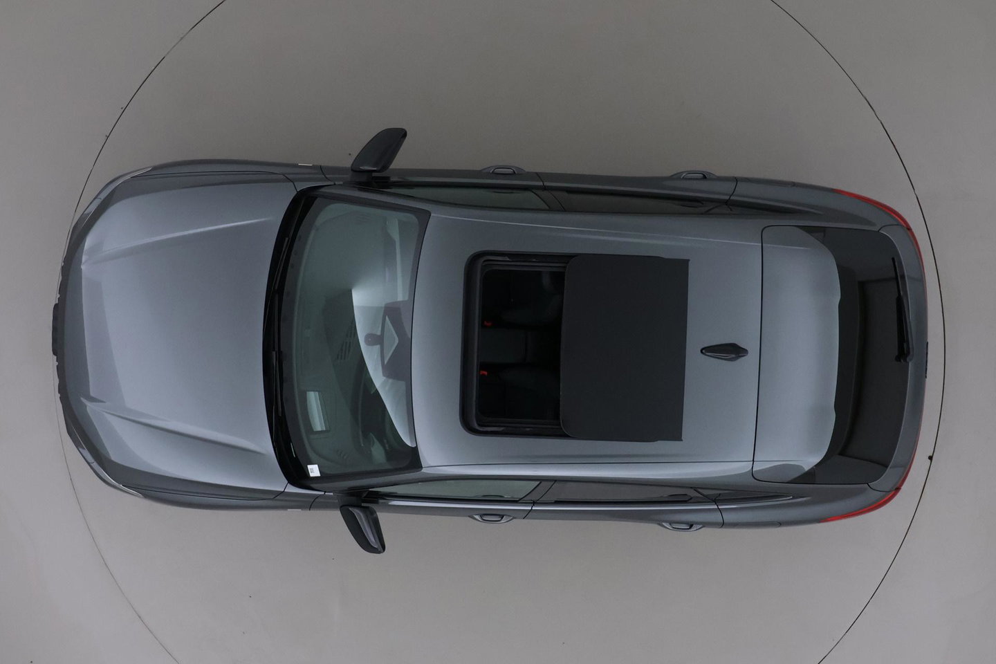 Audi Q5 Sportback S edition Competition Quattro | Passenger Display | B&O | Luchtvering | Panoramadak | Trekhaak | 360° Camera | 21 Inch | ACC