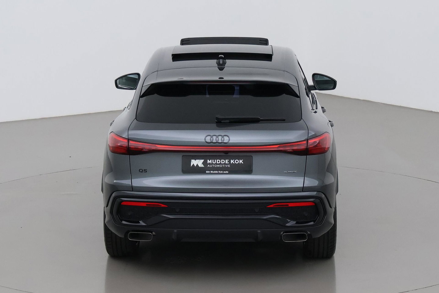 Audi Q5 Sportback S edition Competition Quattro | Passenger Display | B&O | Luchtvering | Panoramadak | Trekhaak | 360° Camera | 21 Inch | ACC