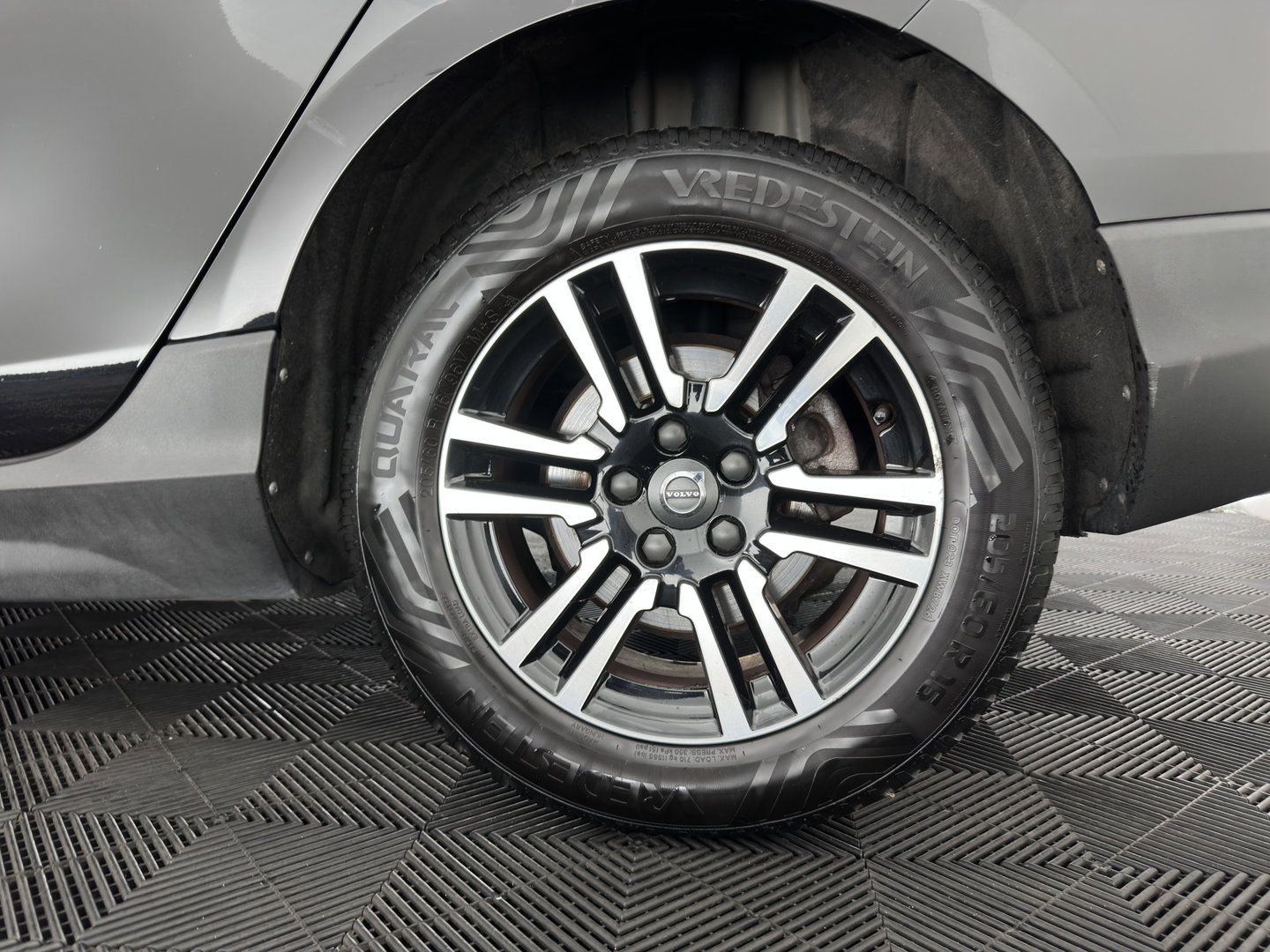 Volvo V40 Cross Country 2.0 D2 Momentum *NAVI-FULLMAP | COMFORT-SEATS | ECC | PDC | CRUISE | 16''ALU*