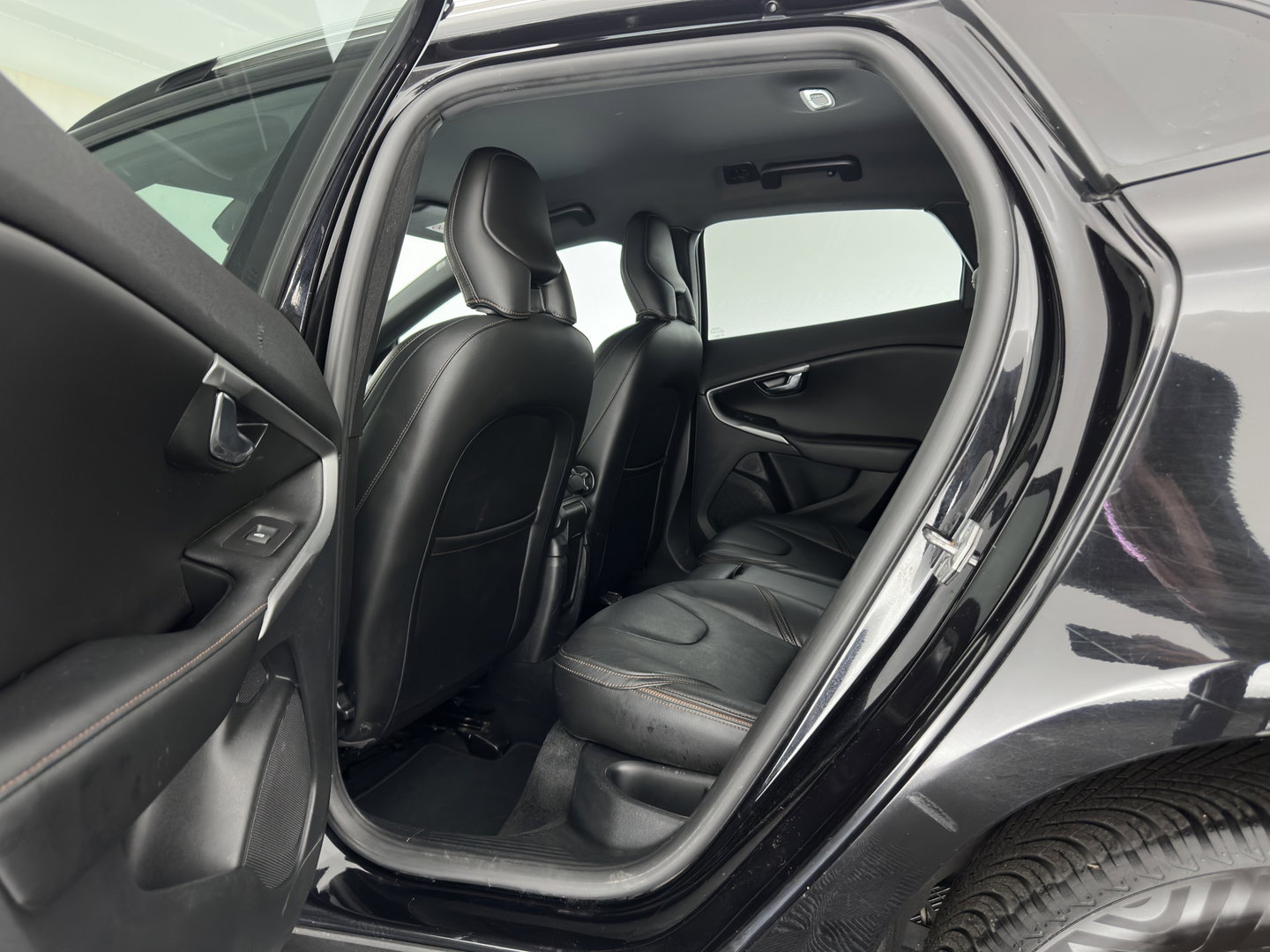 Volvo V40 Cross Country 2.0 D2 Momentum *NAVI-FULLMAP | COMFORT-SEATS | ECC | PDC | CRUISE | 16''ALU*