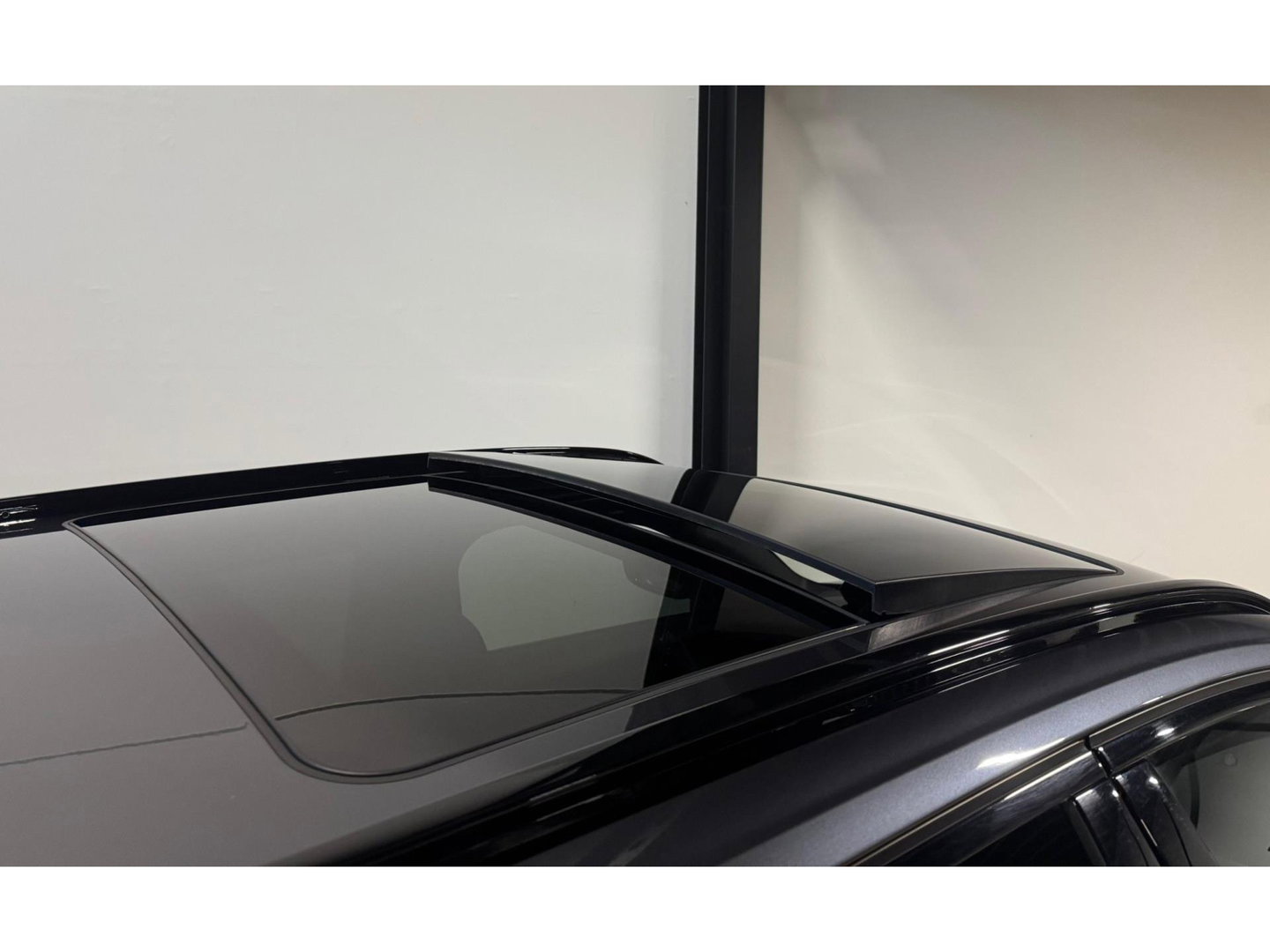 BMW 3 Serie Touring 320e xDrive M-pakket PANO KEYLESS CAM