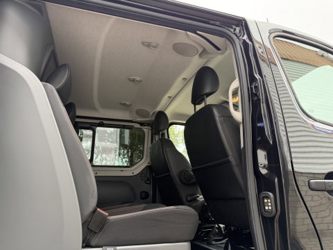 Fiat Talento 2.0 MultiJet automaat L2H1 SX DC 5 persoons / vaste prijs rijklaar € 19.950 ex btw / lease vanaf € 336 / zwart metallic / dubbele schuifdeur / trekhaak / airco / navi / camera !