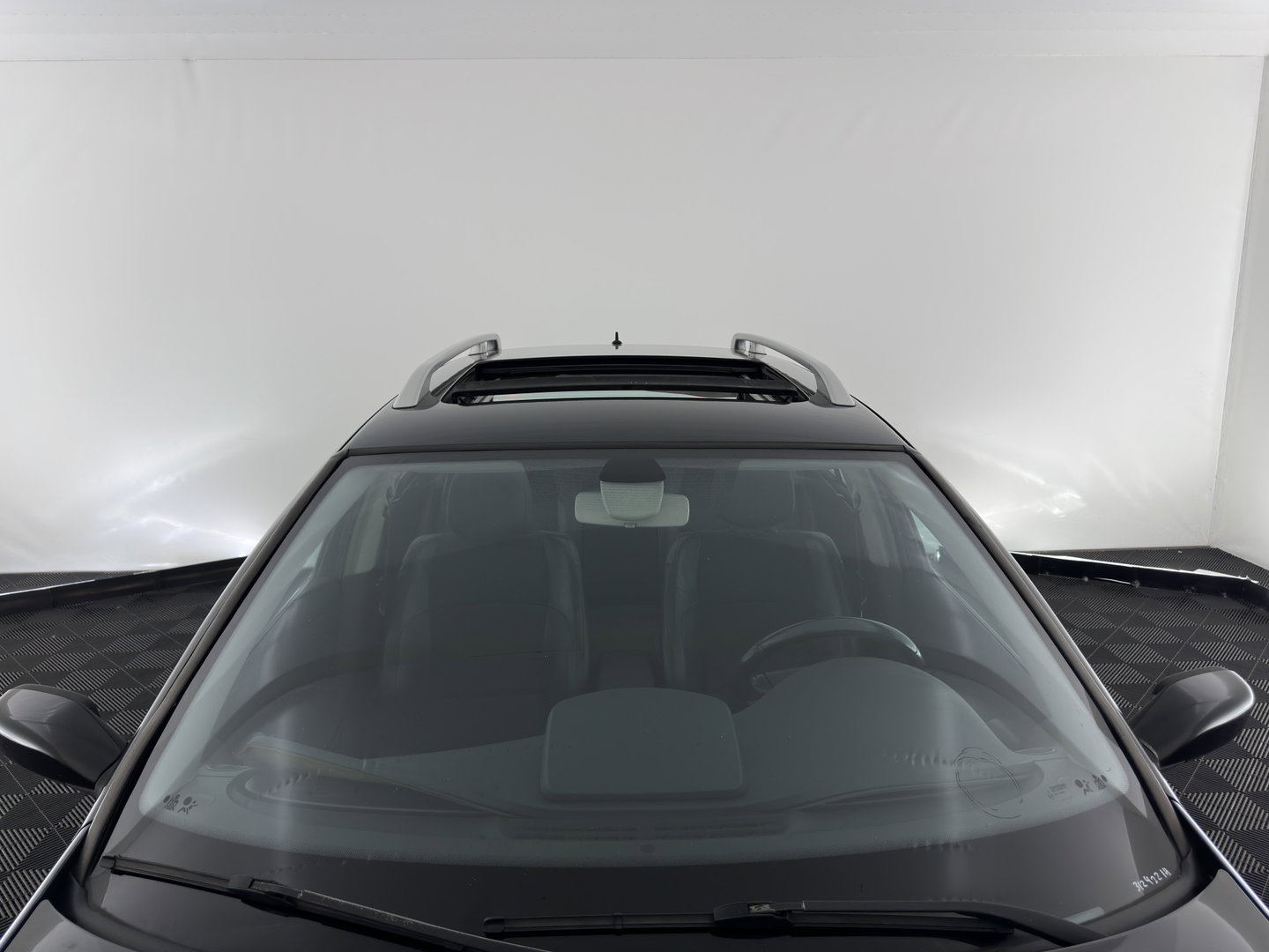 Renault Laguna Grand Tour 2.0-16V Privilège ( Phase II-Facelift ) Aut. *PANO | LEATHER-FABRIC | SPORTSEATS | NAVI-FULLMAP | CABASSE-AUDITORIUM | ECC | CRUISE | TOWBAR | 17''ALU*