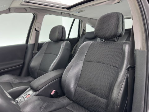Renault Laguna Grand Tour 2.0-16V Privilège ( Phase II-Facelift ) Aut. *PANO | LEATHER-FABRIC | SPORTSEATS | NAVI-FULLMAP | CABASSE-AUDITORIUM | ECC | CRUISE | TOWBAR | 17''ALU*