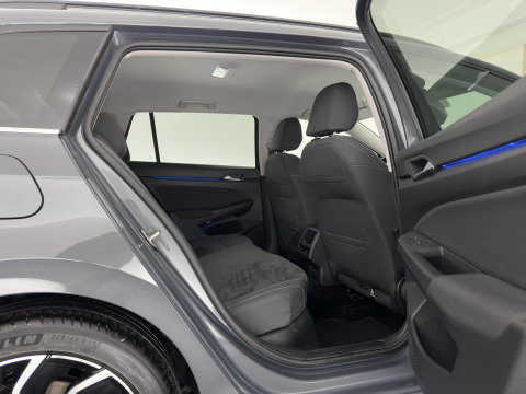 Volkswagen Golf Variant 2.0 TDI R-Line Business *(INCL. BTW) *AUT | PANO | MICROFIBRE | ADAPTIVE-CRUISE | DIGI-COCKPIT | HEATED-SPORTSEATS | PRIVACY-GLASS | NAVI-FULLMAP | ECC | PDC | 17''ALU*