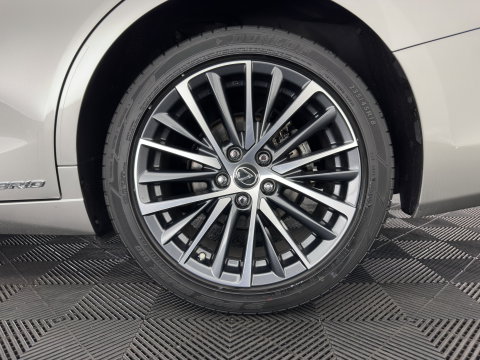 Lexus ES 300h Business Line (INCL-BTW) Aut. *PANO | LEATHER | FULL-LED | ADAPTIVE-CRUISE | BLINDSPOT | KEYLESS | CAMERA | HEATED-COMFORTSEATS | NAVI-FULLMAP | PRIVACY-GLASS | DAB | DIGI-COCKPIT | SHIFTPADDLES | ECC | PD