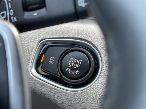 BMW X1 sDrive20i Orange Edition III | Dealer Onderhouden | Origineel Nederlands | NAP | Panoramadak | Harman Kardon | Rijmodus Regeling |  Camera Achter |