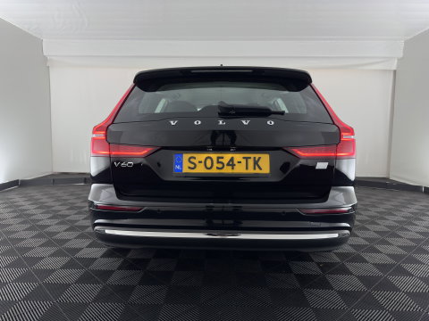 Volvo V60 2.0 T6 Plug-in hybrid AWD Core Bright (INCL-BTW) AUT | FULL-LED | DIGI-COCKPIT | CAMERA | HEATED-COMFORTSEATS | KEYLESS | DAB | PRIVACY-GLASS | CARPLAY | NAVI-FULLMAP | 18''ALU*