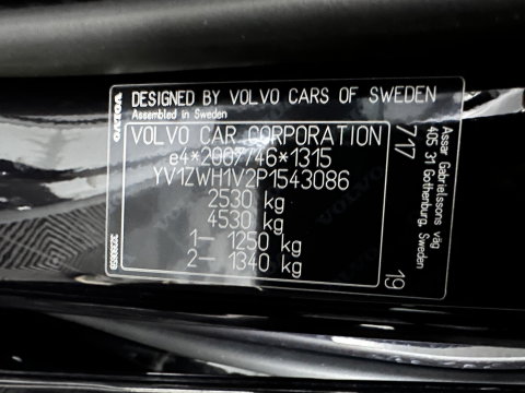 Volvo V60 2.0 T6 Plug-in hybrid AWD Core Bright (INCL-BTW) AUT | FULL-LED | DIGI-COCKPIT | CAMERA | HEATED-COMFORTSEATS | KEYLESS | DAB | PRIVACY-GLASS | CARPLAY | NAVI-FULLMAP | 18''ALU*