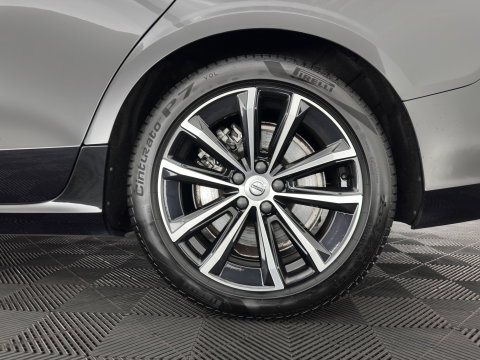 Volvo V60 2.0 T6 Plug-in hybrid AWD Core Bright (INCL-BTW) AUT | FULL-LED | DIGI-COCKPIT | CAMERA | HEATED-COMFORTSEATS | KEYLESS | DAB | PRIVACY-GLASS | CARPLAY | NAVI-FULLMAP | 18''ALU*