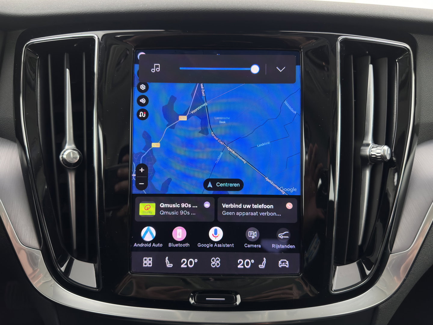 Volvo V60 2.0 T6 Plug-in hybrid AWD Core Bright (INCL-BTW) AUT | FULL-LED | DIGI-COCKPIT | CAMERA | HEATED-COMFORTSEATS | KEYLESS | DAB | PRIVACY-GLASS | CARPLAY | NAVI-FULLMAP | 18''ALU*