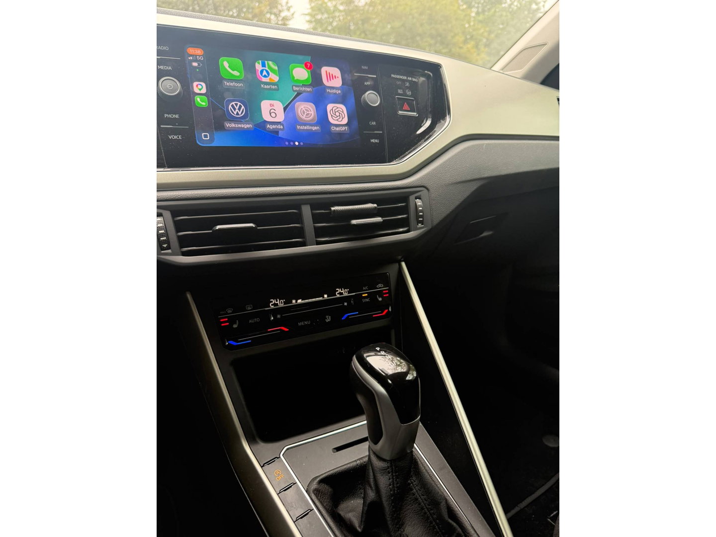 Volkswagen Polo 1.0 TSI Life Edition 95 pk | Virtual cockpit | Carplay | Stoelverwarming | Climate Control | LED