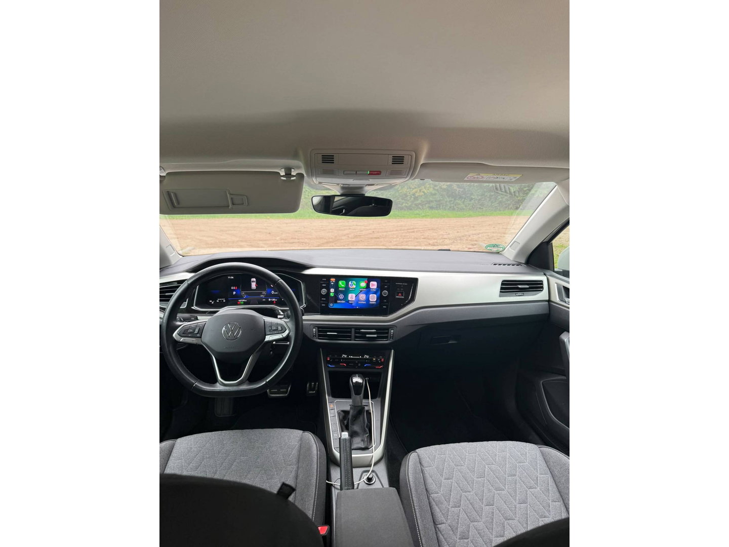 Volkswagen Polo 1.0 TSI Life Edition 95 pk | Virtual cockpit | Carplay | Stoelverwarming | Climate Control | LED