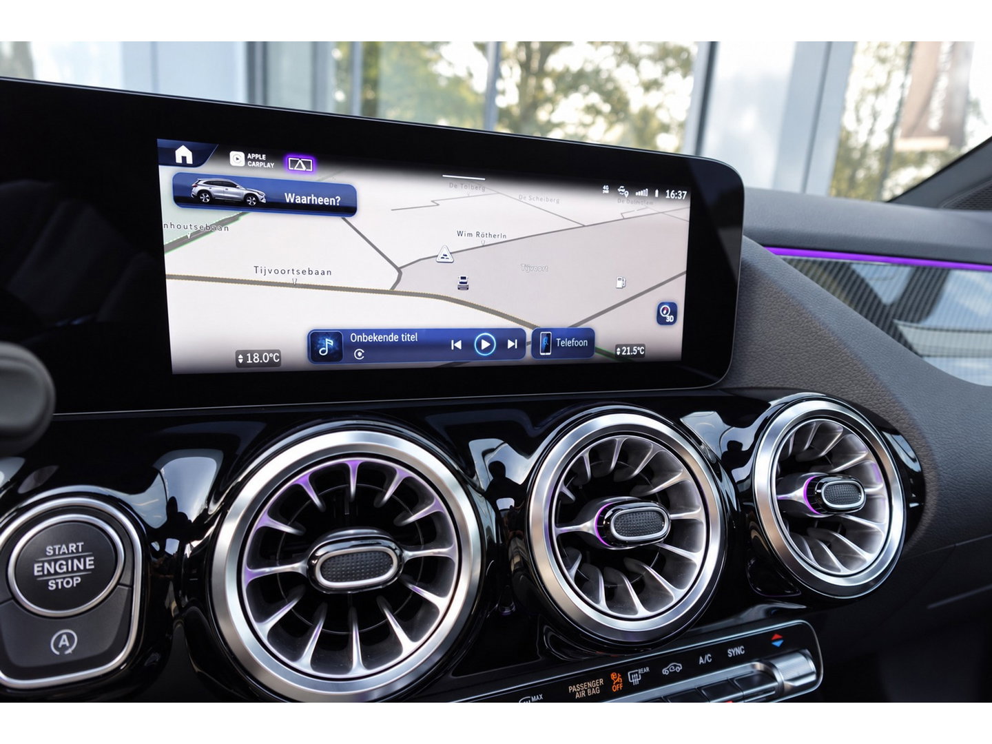 Mercedes-Benz GLA 180 AMG PANO KEYLESS HUD SFEER