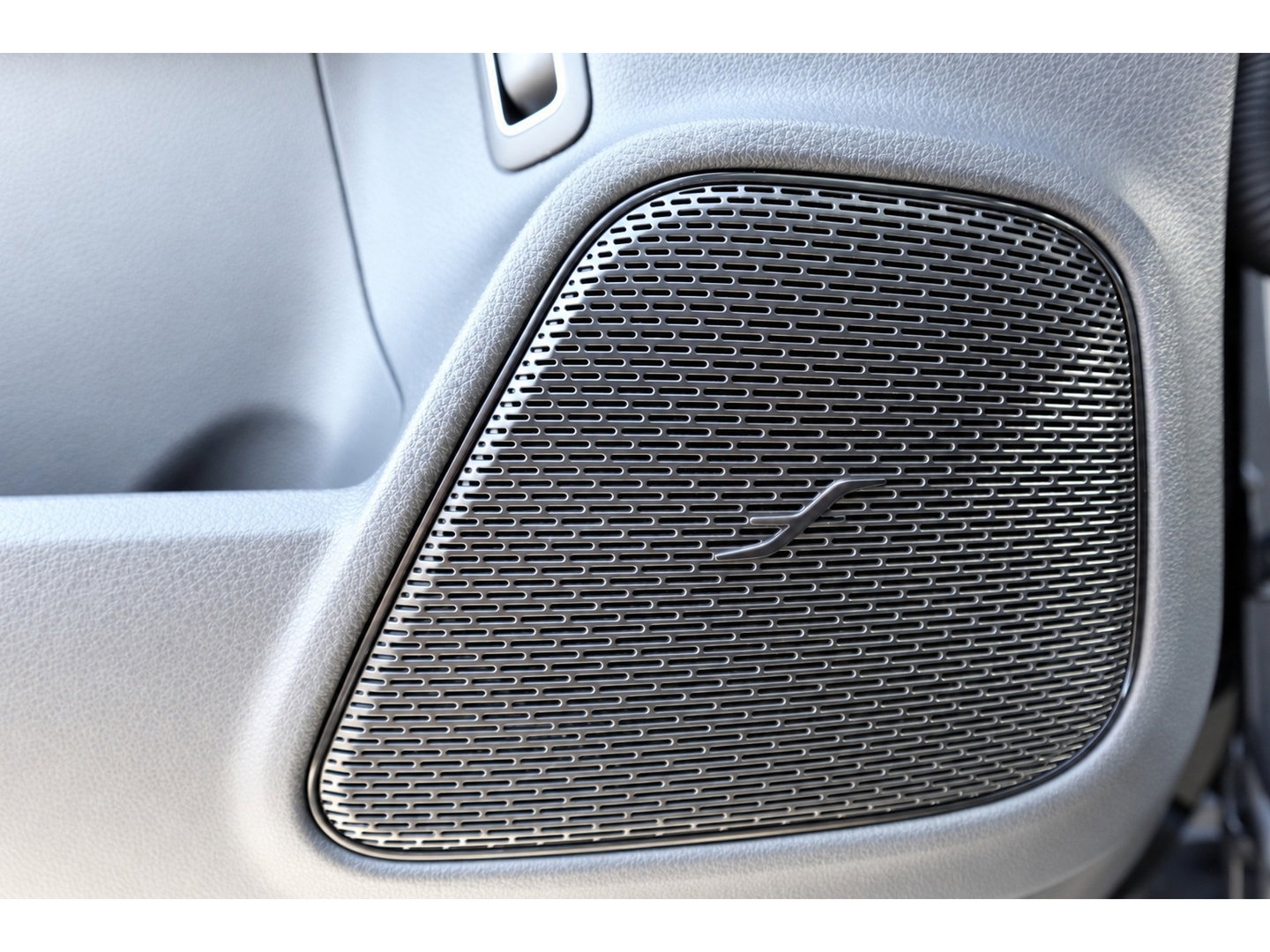Mercedes-Benz GLA 180 AMG PANO KEYLESS HUD SFEER