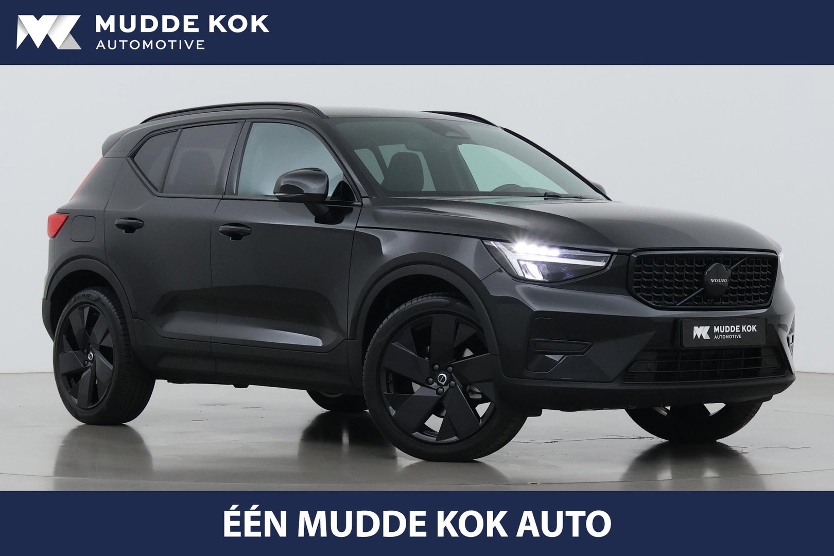 Volvo XC40 2.0 B3 Plus Black Edition | Pilot Assist | Harman/Kardon | BLIS | Stoel- stuurverwarming | 20 inch