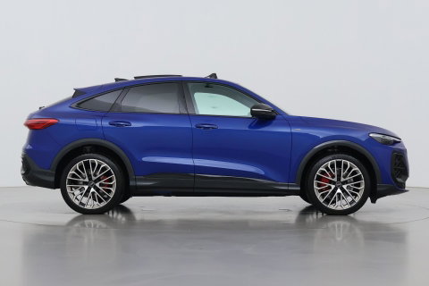 Audi Q5 Sportback S edition Competition Quattro | B&O | Trekhaak | Passenger Display  | Luchtvering | Panoramadak | 360° Camera | 21 Inch | ACC