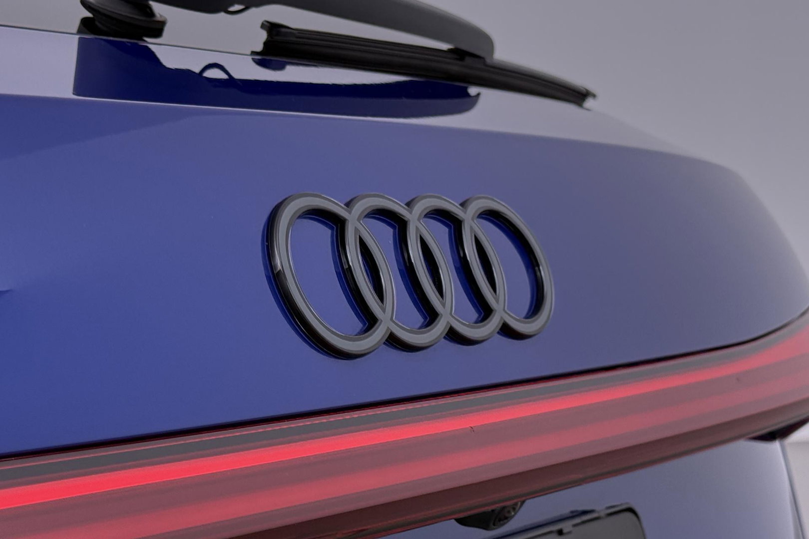 Audi Q5 Sportback S edition Competition Quattro | B&O | Trekhaak | Passenger Display  | Luchtvering | Panoramadak | 360° Camera | 21 Inch | ACC