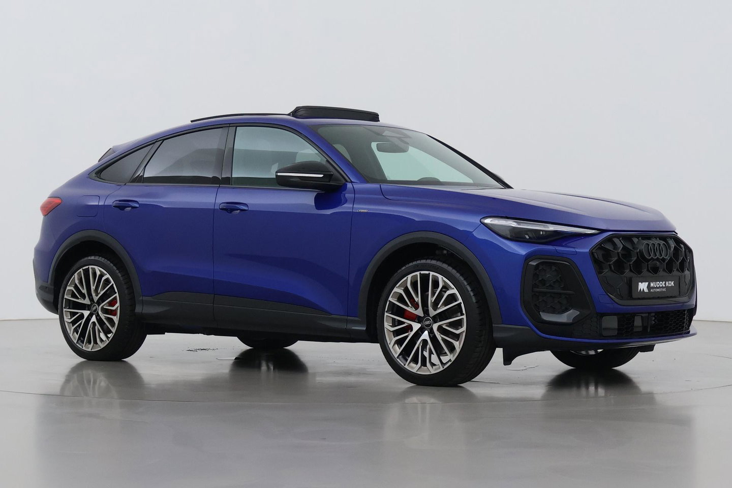 Audi Q5 Sportback S edition Competition Quattro | B&O | Trekhaak | Passenger Display  | Luchtvering | Panoramadak | 360° Camera | 21 Inch | ACC