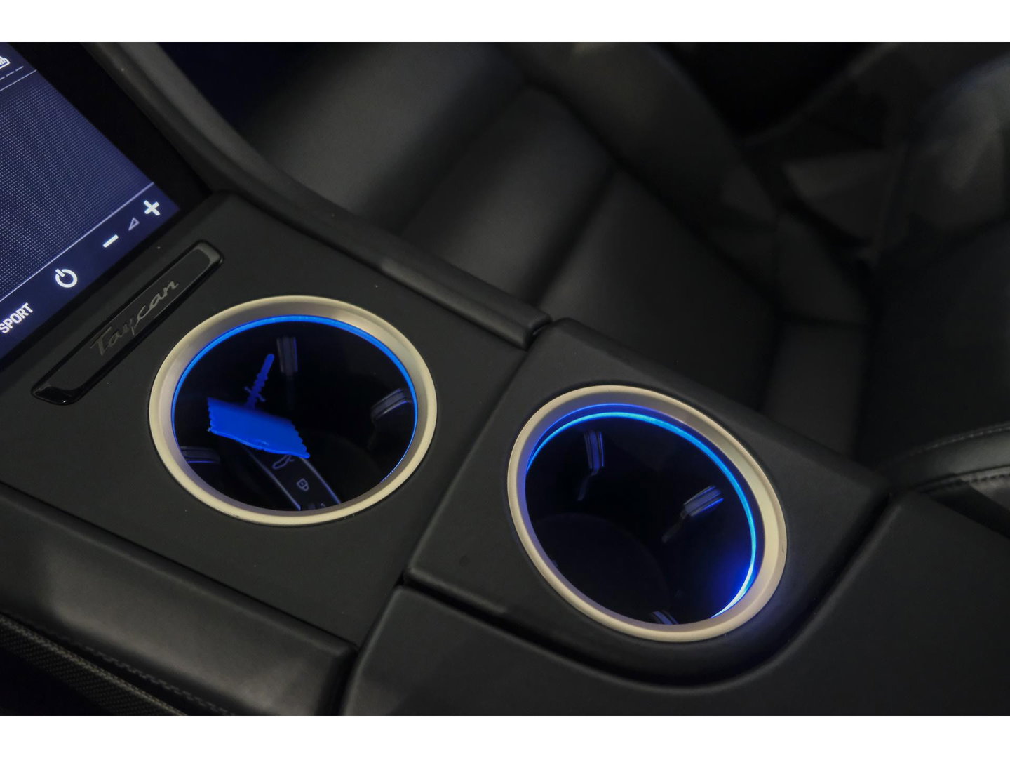 Porsche Taycan Cross Turismo 4 476pk 93 kWh Panoramadak Performance plus Bose Passenger display 21" LMV NLauto Matrix led Warmtepomp