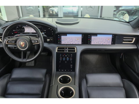Porsche Taycan Cross Turismo 4 476pk 93 kWh Panoramadak Performance plus Bose Passenger display 21" LMV NLauto Matrix led Warmtepomp